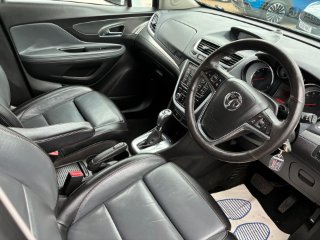 /photos/293/01b9e7d9-7ed3-4ba1-a354-2aab00f1c0d6_i320x240.jpg