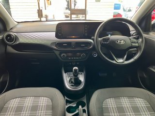 /photos/293/04a76a1b-4d6c-c112-5ac2-da6ee18ce792_i320x240.jpg
