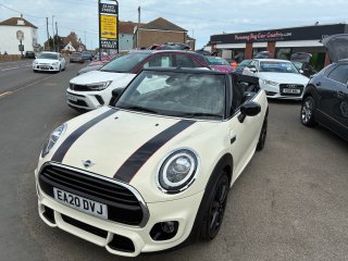 /photos/293/0d3cf174-8538-9b93-6207-14118923902a_i320x240.jpg