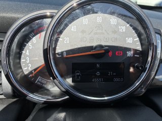 /photos/293/12dc5e1e-9f2c-2078-4445-2957aa4f2f7f_i320x240.jpg