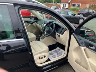 /photos/293/3990966e-3aec-1840-3122-c18626aa3ecc_i320x240.jpg