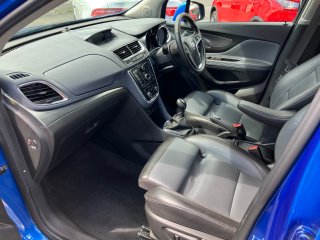 /photos/293/61d6c27a-b7b5-dd5e-40b8-43d727b41246_i320x240.jpg