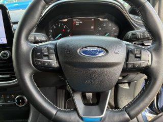 /photos/293/7586324e-8e84-8ded-65b8-e4fa613017b8_i320x240.jpg