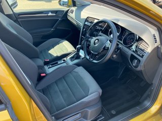 /photos/293/76405bd4-d0eb-f516-58bc-c004bc85a47b_i320x240.jpg