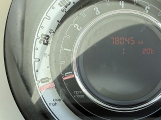 /photos/293/80ee1054-626e-dcb0-ae34-9749feda2071_i320x240.jpg