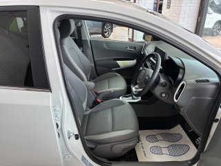 /photos/293/a8c81550-e84d-dc8c-b464-ed1f6838a5eb_i320x240.jpg