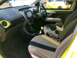 /photos/293/b7d937ae-1daa-651a-cc20-96a7e5593f09_i320x240.jpg