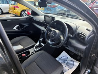 /photos/293/bb5b3d6d-b1a7-ca2a-a355-83c7448cb97c_i320x240.jpg