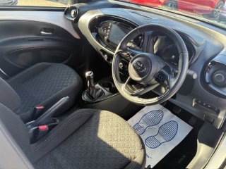 /photos/293/c95c7991-4c73-499f-b329-f9c69a3ff011_i320x240.jpg