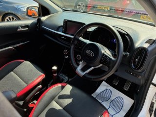 /photos/293/e5e52d12-f7a3-2f11-9d12-d16e6ed82a30_i320x240.jpg