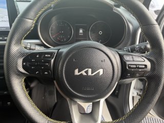 /photos/293/e8e3a4e6-7719-4f6f-a0fe-d0a9b0bc957e_i320x240.jpg