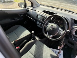 /photos/293/f18189da-027e-3c2b-a3ac-d62644da46e8_i320x240.jpg